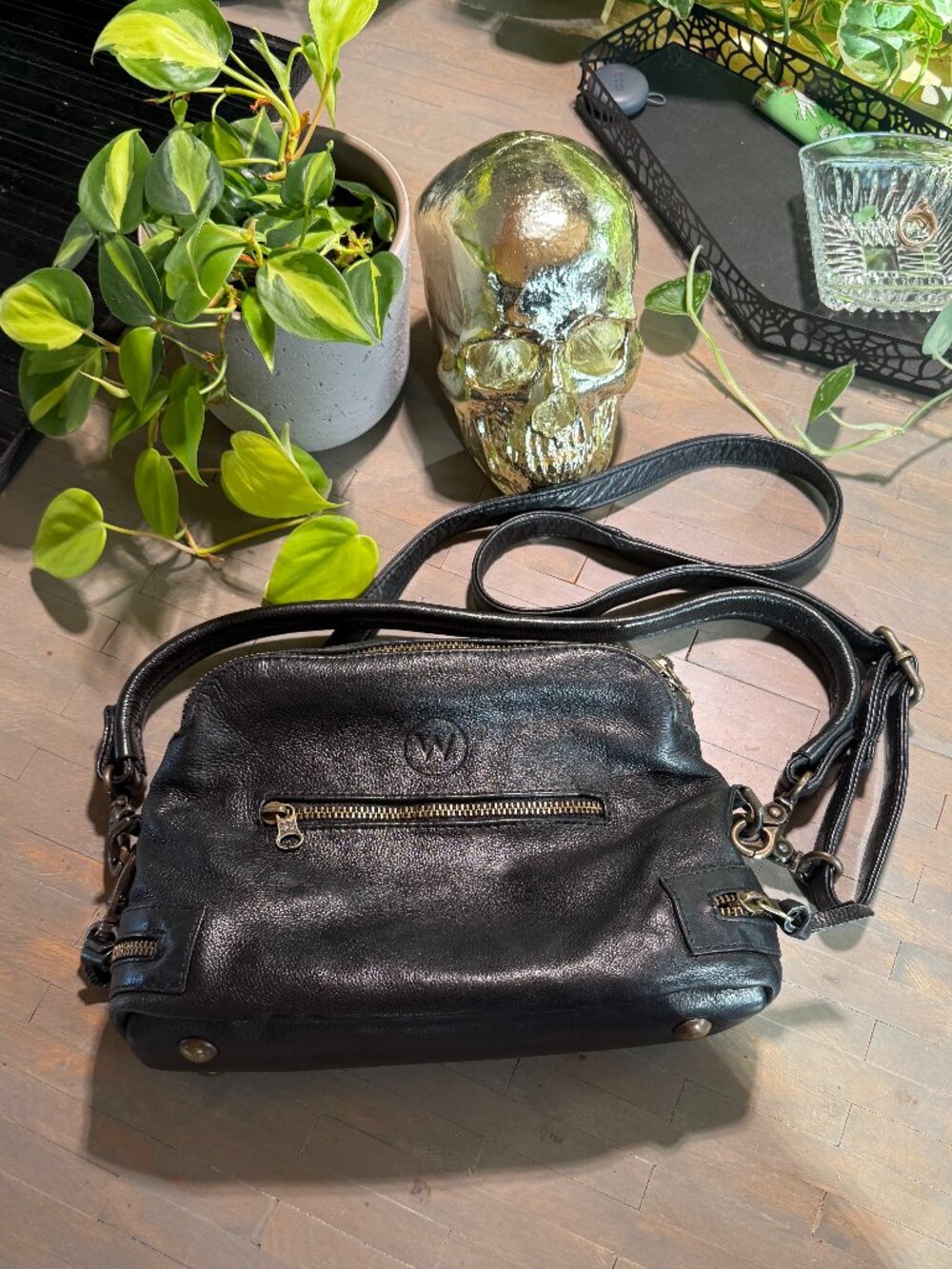 Wanderers Travel Co - The Manhattan Crossbody - full grain cow hide leather